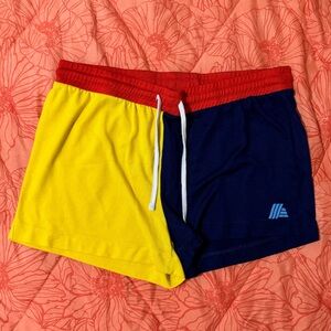 SERRA Short Shorts